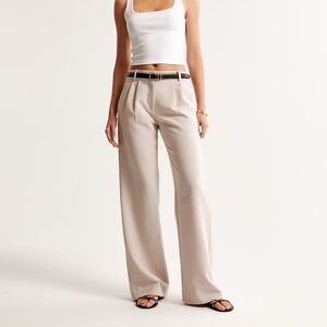 Abercrombie Sloane Low Rise Tailored Wide Leg Pant Light Tan